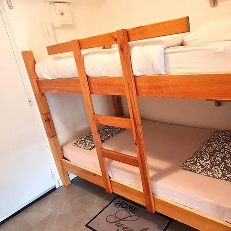 Beautiful With Balcony - Near * サント・マキシム